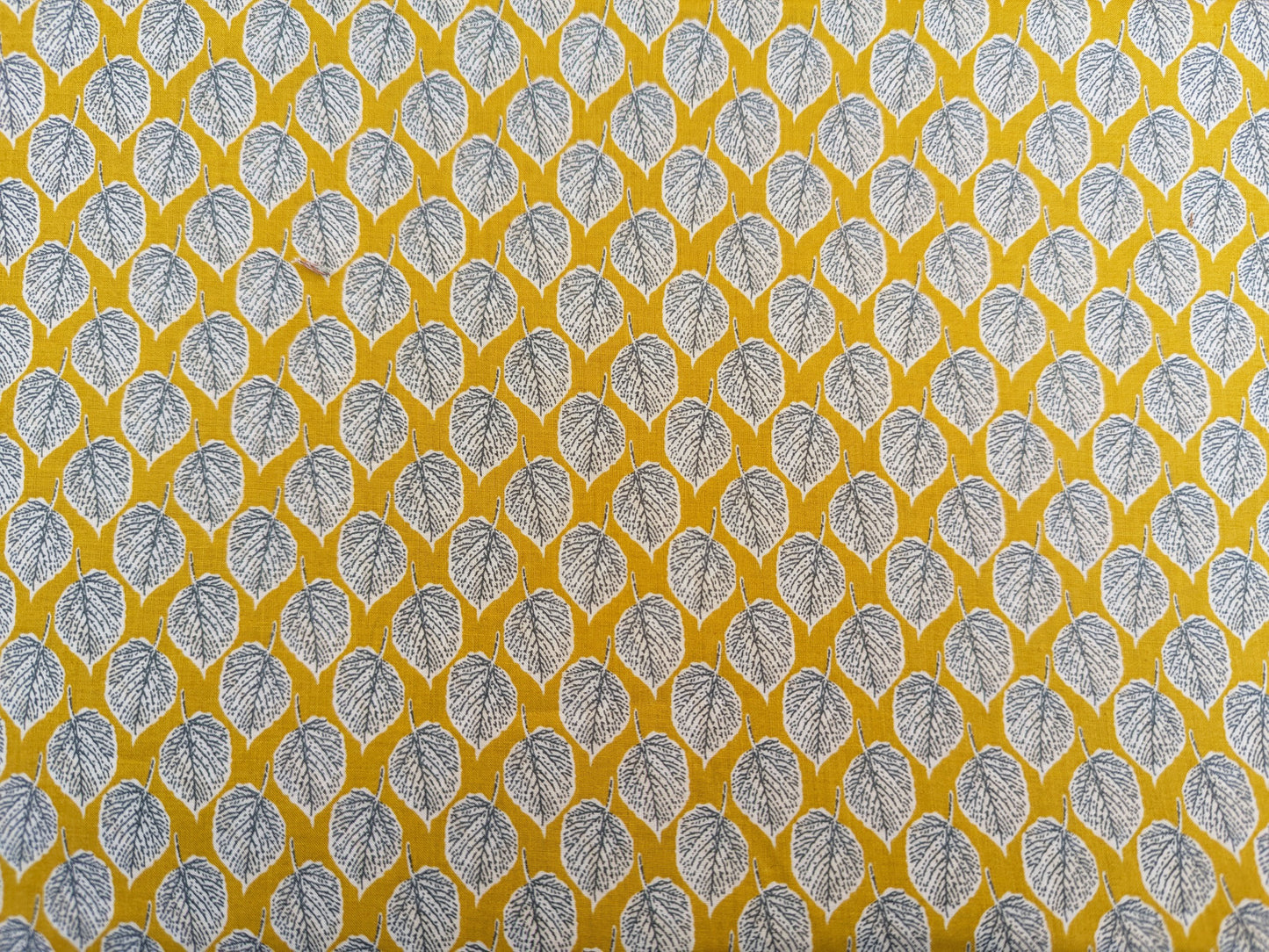 Design 32. 100% Cotton - 3m