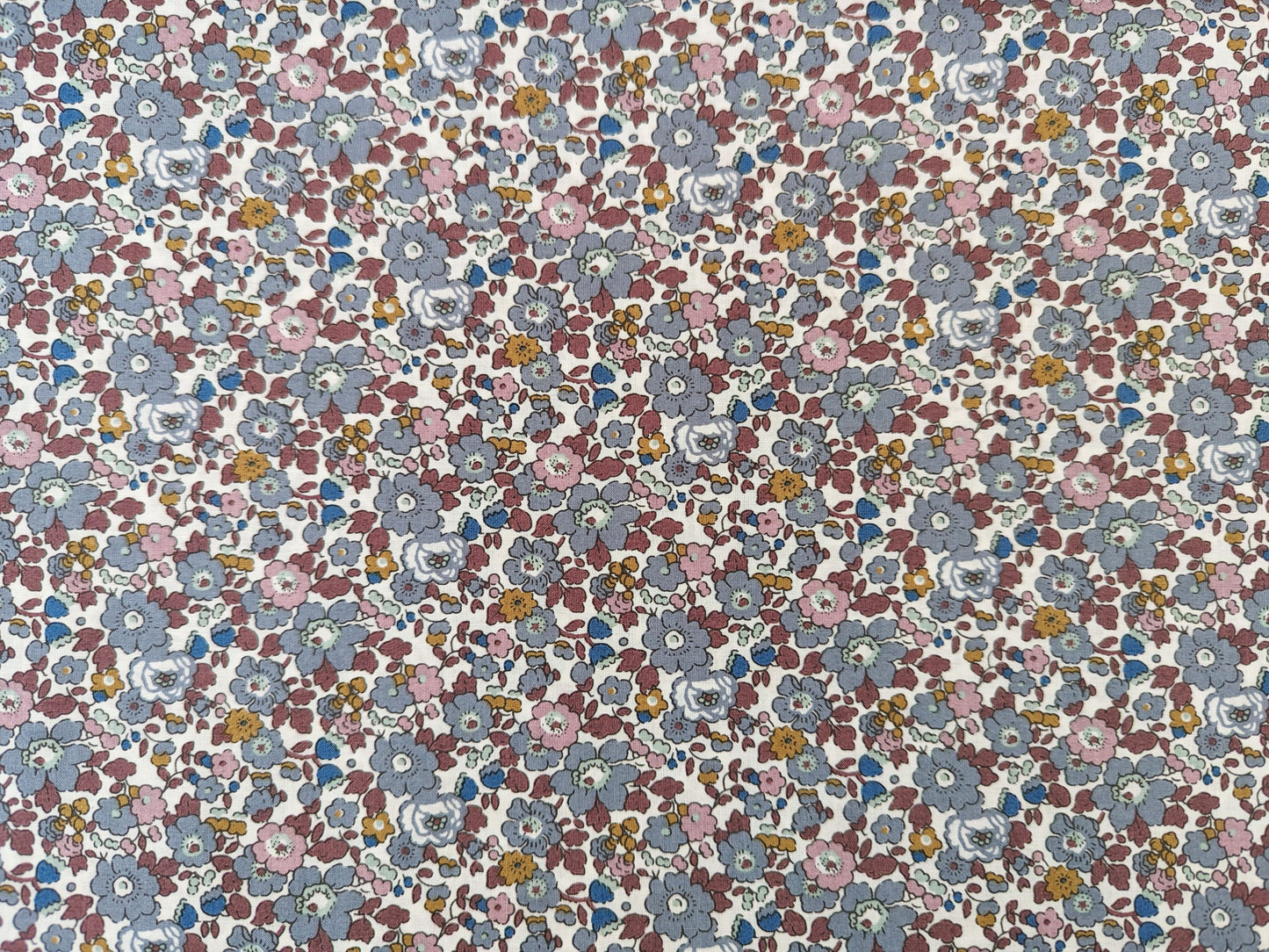 Design 79. 100% Cotton - 3m