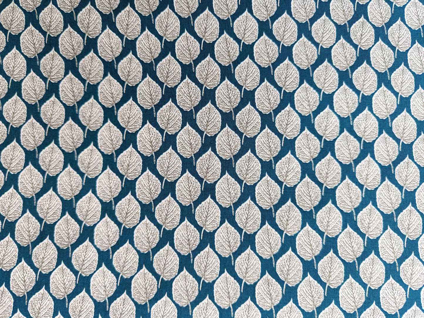 Design 131. 100% Cotton - 3m